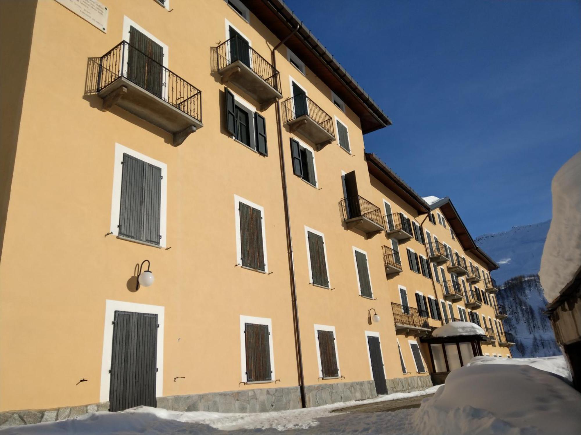 Le Cherillon Apartment Breuil-Cervinia Exterior photo