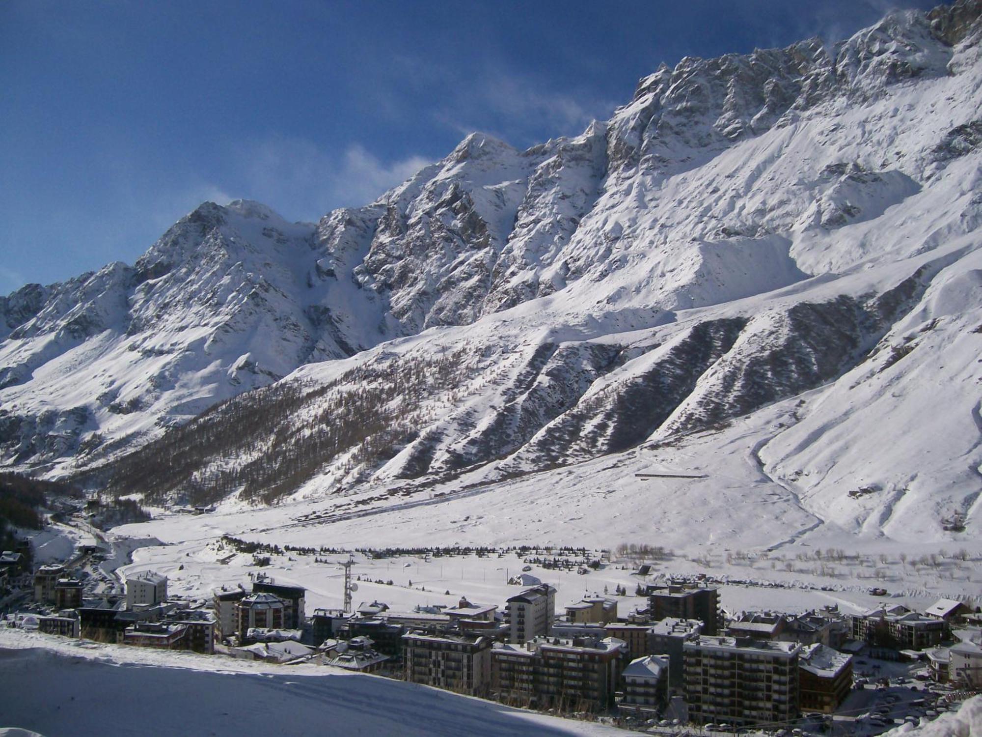 Le Cherillon Apartment Breuil-Cervinia Exterior photo